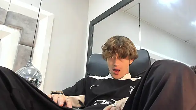 AnthonyAlso online show from October 2025 08:08:01 PM