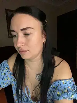 Roxana Bell online show from October 2025 04:44:02 PM