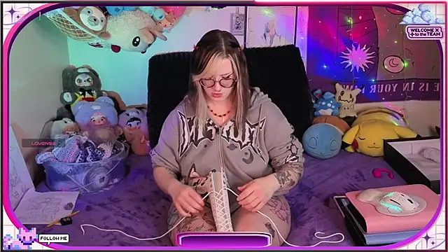 Snapshot of AmbrosiaKitty chatting on July 2026 09:24:01 AM AmbrosiaKitty online show from July 2026 09:24:01 AM