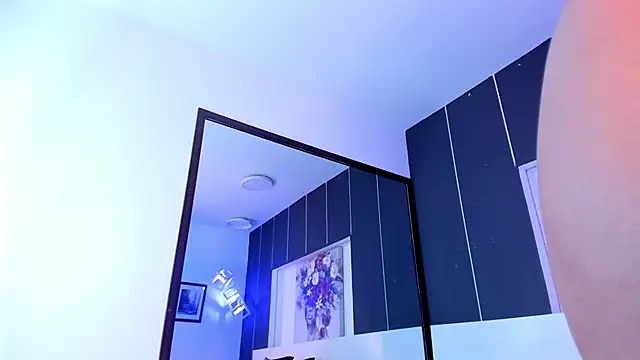 Alexxxholy online show from January 2025 01:39:01 PM