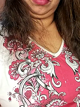 Ravina patil1 online show from February 2025 06:20:01 PM