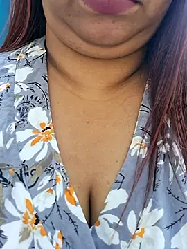 Ravina patil1 online show from February 2026 08:33:01 AM