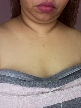 Ravina patil1 online show from April 2026 02:47:02 PM