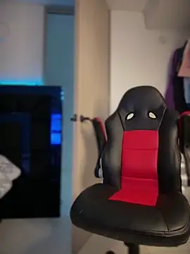 TysonWalkers online show from March 2026 04:51:02 AM