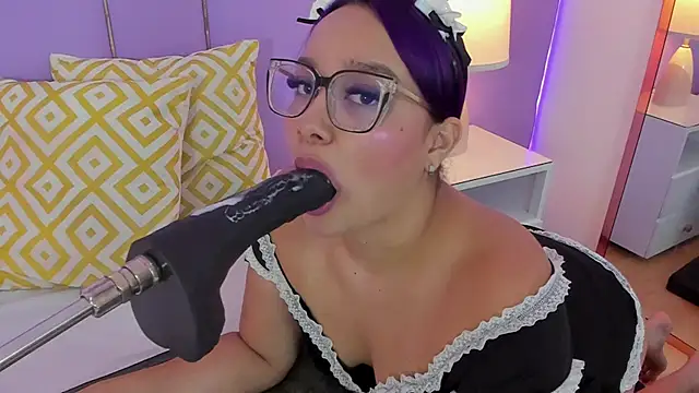 SophyRuiz  online show from April 2026 11:52:02 AM