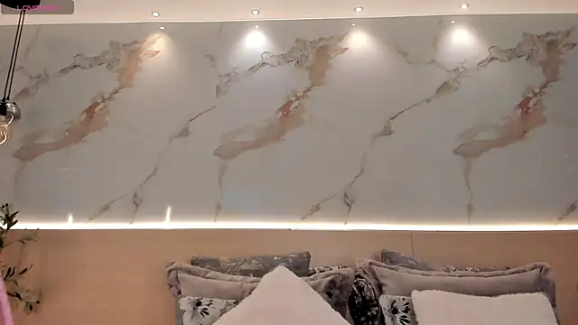 SteffanyBeck online show from April 2026 11:32:01 AM