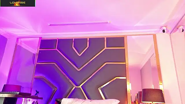 Scarlettt Ass online show from February 2026 03:59:01 PM