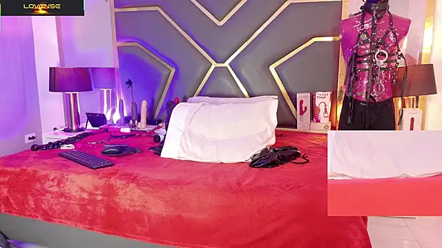 Scarlettt Ass online show from April 2026 12:19:02 PM