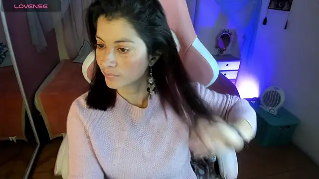 Aliiz 01 online show from February 2026 07:37:01 PM