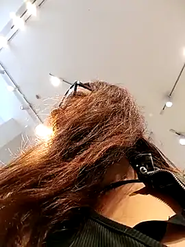 Lena-32 online show from March 2025 04:35:02 PM