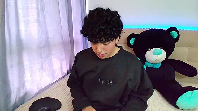  nickconnor01 online show from December 2024 08:58:01 PM