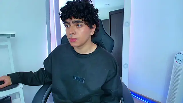  nickconnor01 online show from January 2025 04:26:01 PM