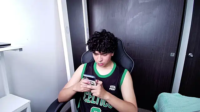  nickconnor01 online show from February 2025 05:38:02 PM