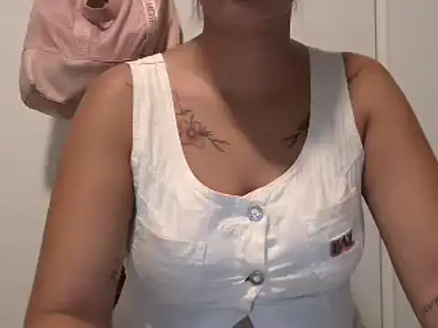 Snapshot of isabellalisa chatting on February 2025 03:08:01 AM isabellalisa online show from February 2025 03:08:01 AM