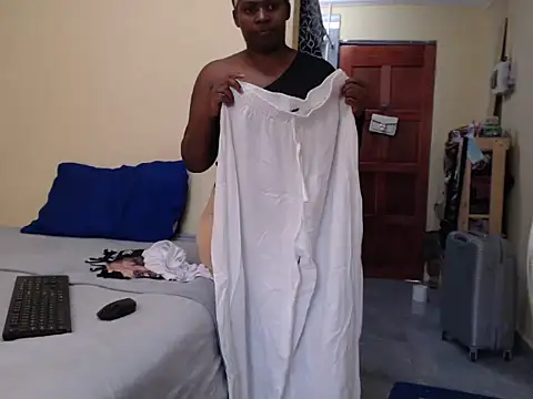 SALTRYHIPS29x online show from February 2025 09:45:02 AM