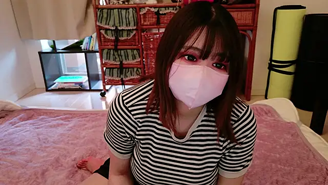 Snapshot of Megu_Melon chatting on June 2026 07:13:01 AM Megu Melon online show from June 2026 07:13:01 AM