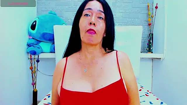 Snapshot of HorniestMilf chatting on March 2025 01:14:01 AM HorniestMilf online show from March 2025 01:14:01 AM