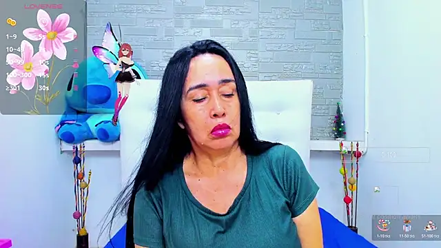 HorniestMilf online show from November 2025 10:23:01 PM