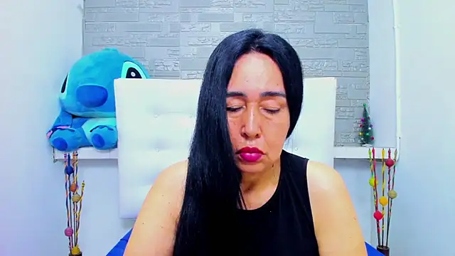 HorniestMilf online show from November 2025 02:49:01 PM