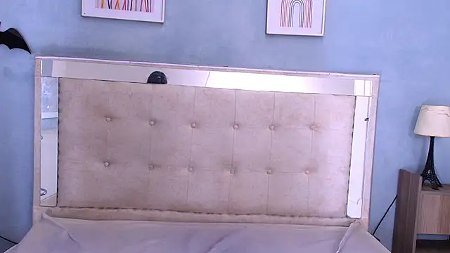 Mels  online show from November 2025 04:29:01 PM