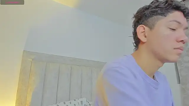 JulianRose 1 online show from March 2025 10:37:02 AM