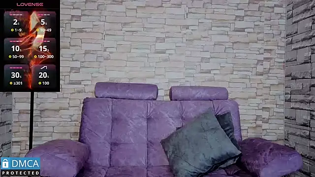 BellaOdisea online show from October 2025 09:27:01 PM