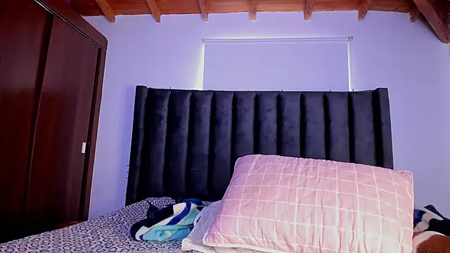 Snapshot of paulina_soto chatting on January 2026 04:23:02 PM paulina soto online show from January 2026 04:23:02 PM