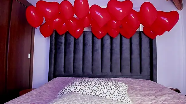 Snapshot of paulina_soto chatting on February 2026 08:16:01 PM paulina soto online show from February 2026 08:16:01 PM