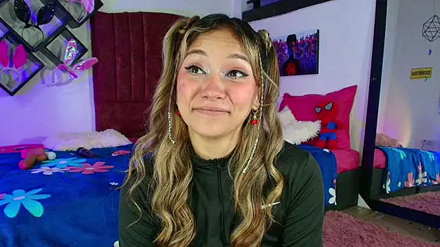 alisson zafiro  online show from February 2025 09:23:01 AM