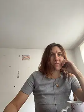 JasmineGlamour online show from December 2025 12:22:02 PM