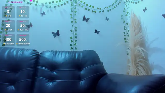 Amani Bakir online show from December 2025 12:44:02 PM