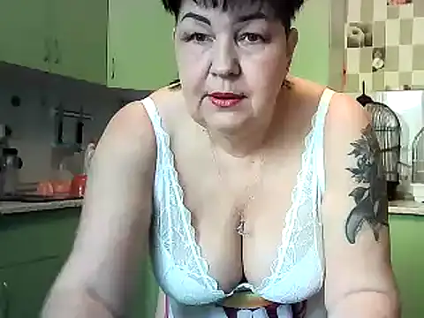 Snapshot of FantasyMichelle chatting on February 2025 06:15:02 AM FantasyMichelle online show from February 2025 06:15:02 AM