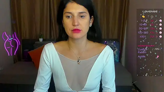Snapshot of Alianna_Solo_Kisses chatting on January 2025 04:06:01 PM Alianna Solo Kisses online show from January 2025 04:06:01 PM