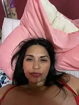 paolagomez  online show from January 2025 10:56:01 AM