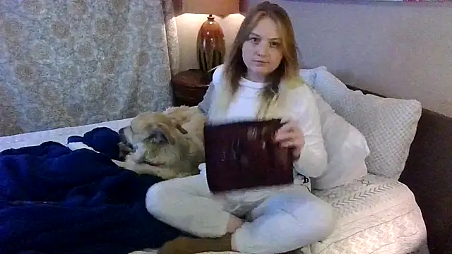 PhatAssBlond online show from December 2024 06:31:02 PM