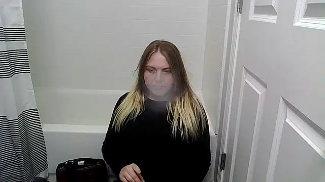 PhatAssBlond online show from December 2024 01:04:02 AM