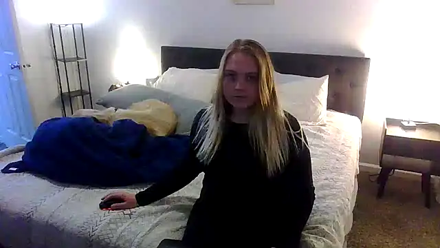 PhatAssBlond online show from December 2024 11:13:02 PM