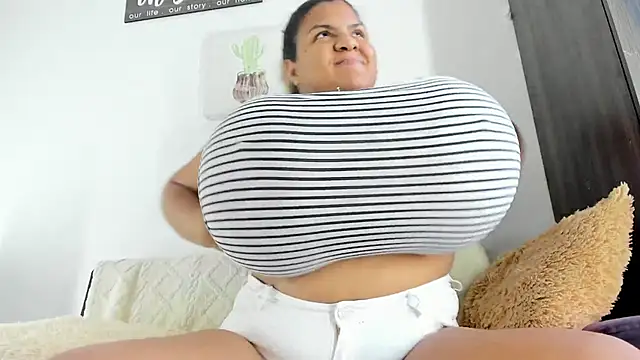 bigmom69  online show from March 2026 06:22:02 PM