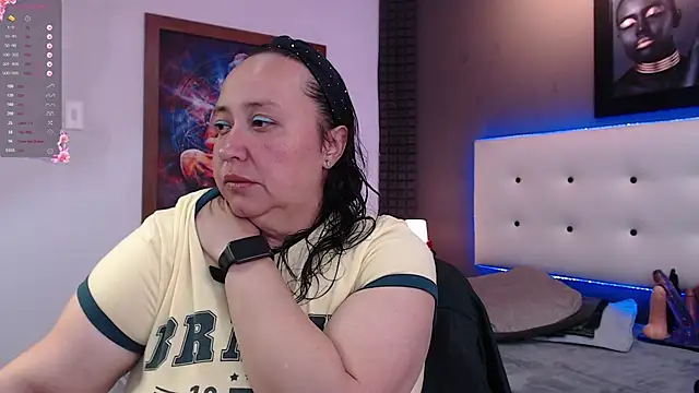 Natasha26  online show from March 2025 07:06:01 PM