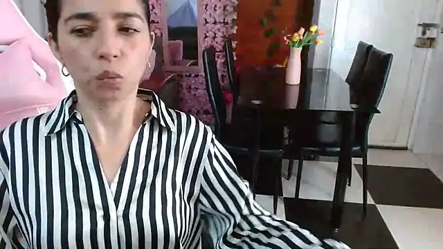 kendall all4u online show from February 2026 04:57:02 AM