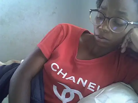 ElianeHot online show from April 2026 04:33:02 AM