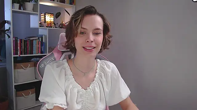 milly ross online show from January 2025 06:24:01 AM