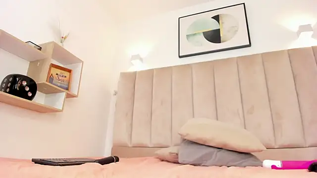 Anniie Queen online show from September 2025 03:18:02 AM