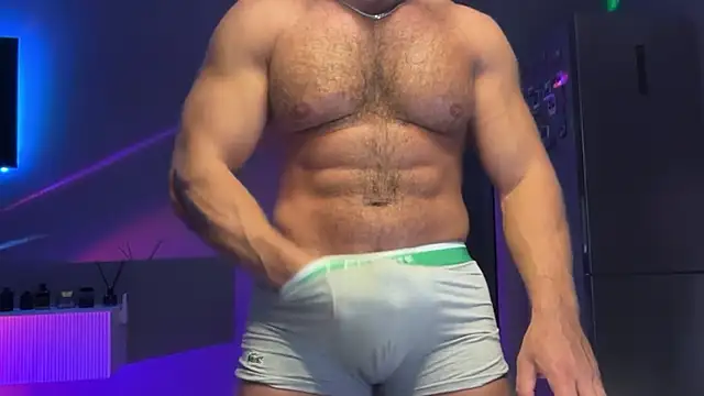 KarlosRichi online show from November 2025 06:59:02 PM