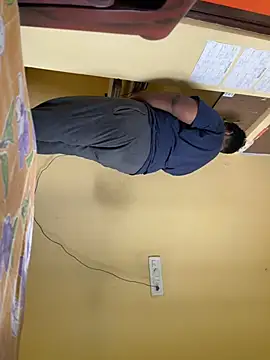 Snapshot of Dreamcaptain6888 chatting on November 2025 06:35:01 AM Dreamcaptain6888 online show from November 2025 06:35:01 AM