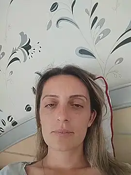 SophyGirl online show from June 2026 01:03:02 PM