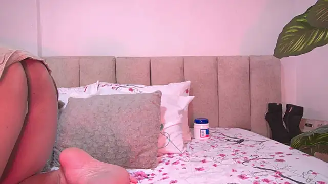 amber demons2021 online show from October 2025 09:55:01 PM