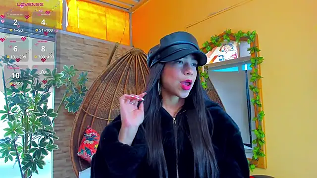 FaloonRoussel online show from February 2025 11:58:01 AM