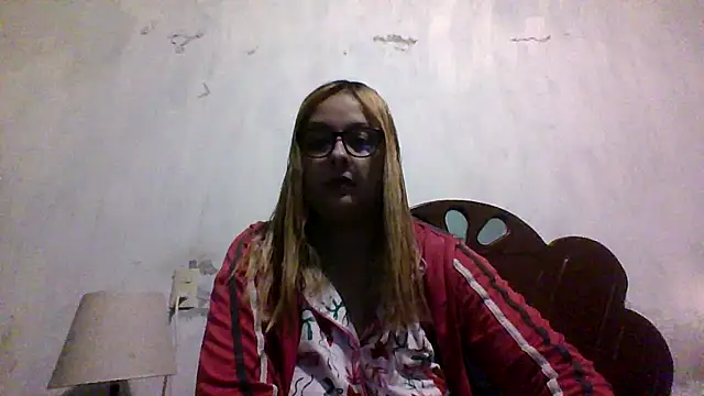 Samanthat33 online show from April 2026 03:53:02 AM