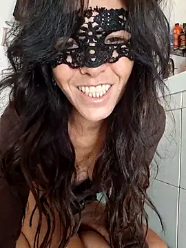 EmySkinny85 online show from November 2025 09:20:01 AM